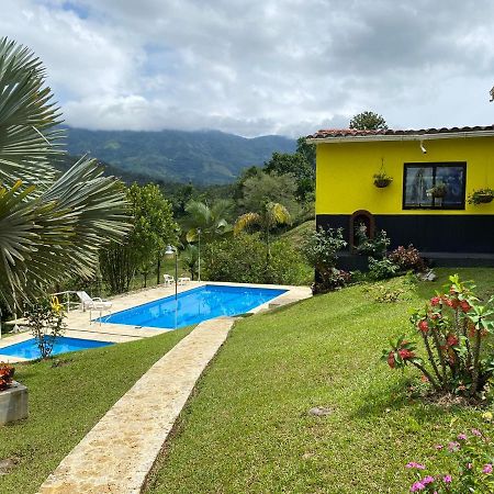 Hotel Alojamiento Campestre. San Carlos, Antioquia. Esterno foto
