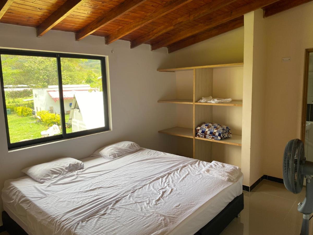 Hotel Alojamiento Campestre. San Carlos, Antioquia. Esterno foto